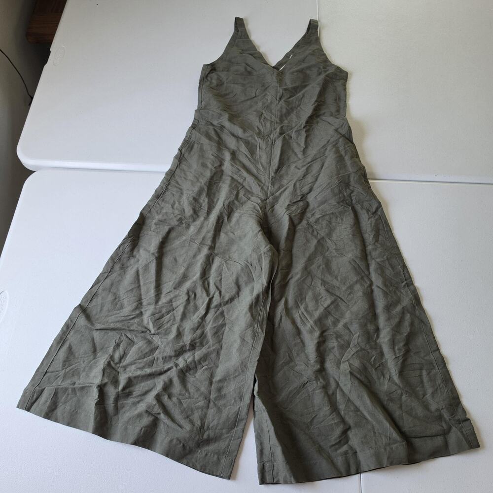 Uniqlo Jumpsuit Womens Medium Green Linen Blend Wide Leg V Neck Pockets Casual